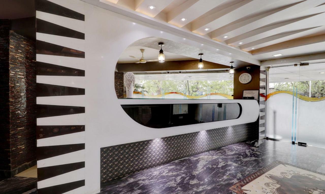 Hôtel Treebo Trend Orient Grand à Nagpur Extérieur photo