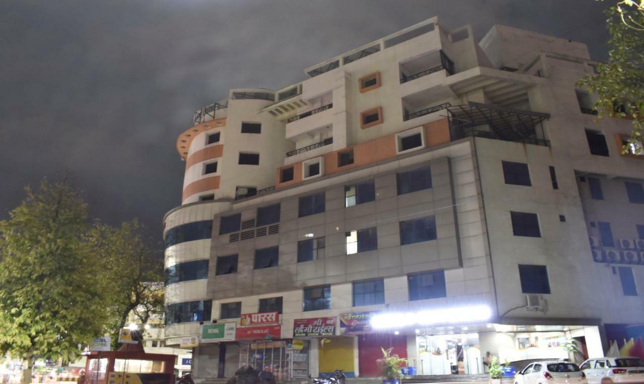 Hôtel Treebo Trend Orient Grand à Nagpur Extérieur photo